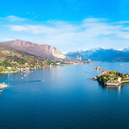 Apartment Aquavista Pool And Maggiore View - Happy Meina