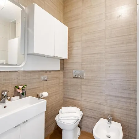 Aquavista Pool And Maggiore View - Happy Apartment *