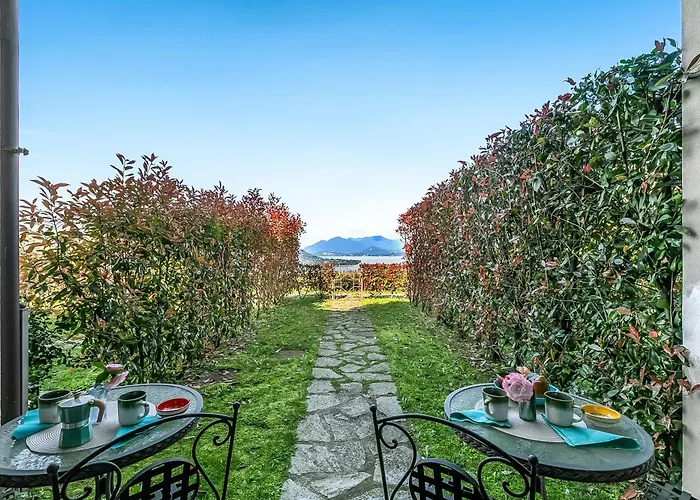 Appartamento Aquavista Pool And View- Happy *